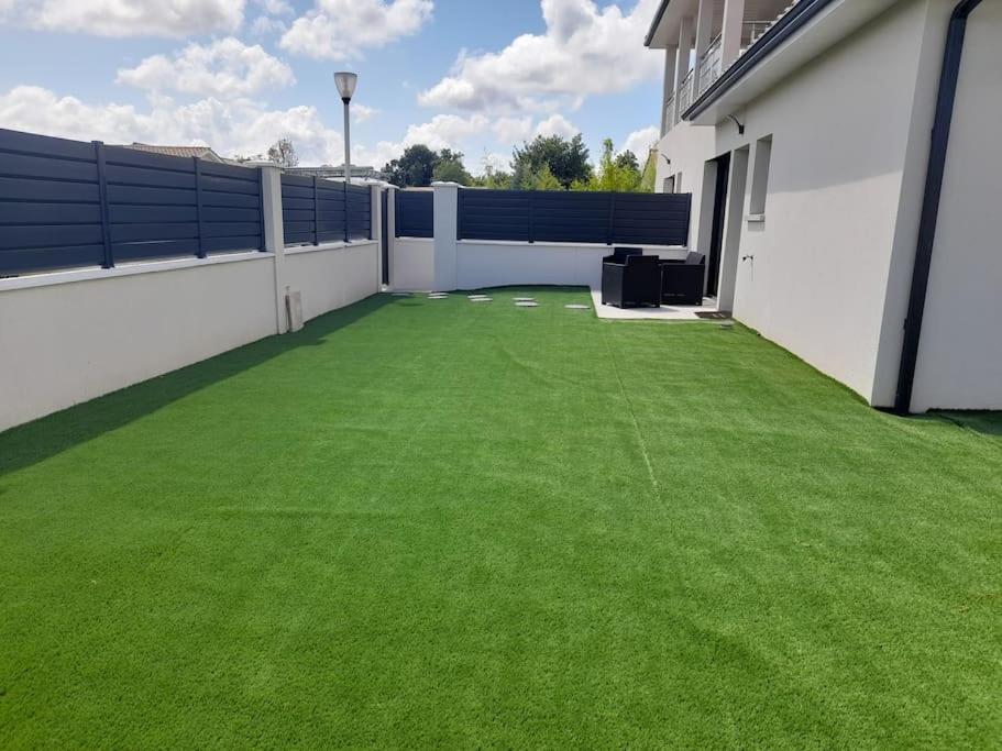 Belle Maison Neuve A 15 Min De Bordeaux Et 35 Min Cestas Kültér fotó